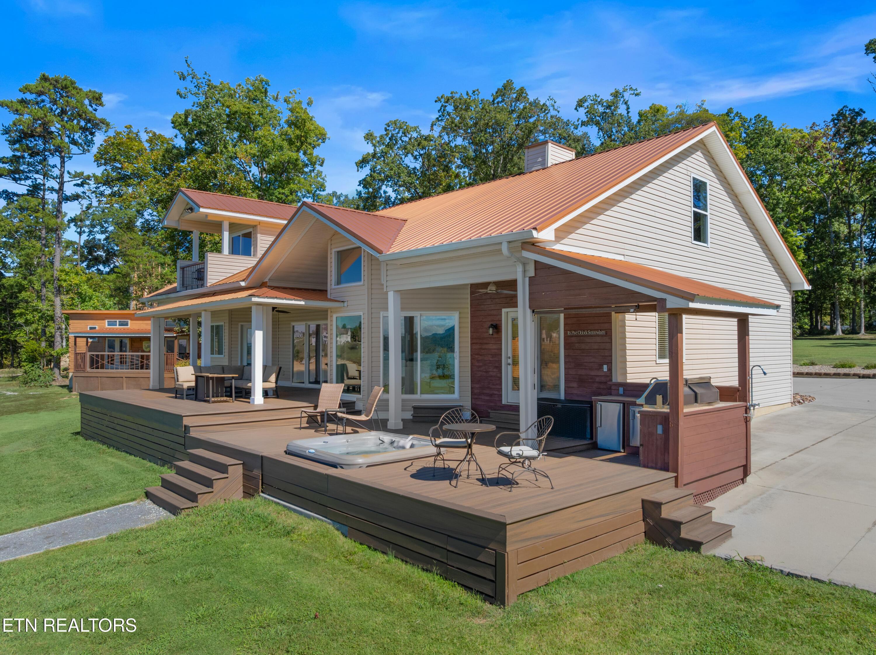 Image 3: 067-2225TedMooreRoad-Dandridge-TN-37725-