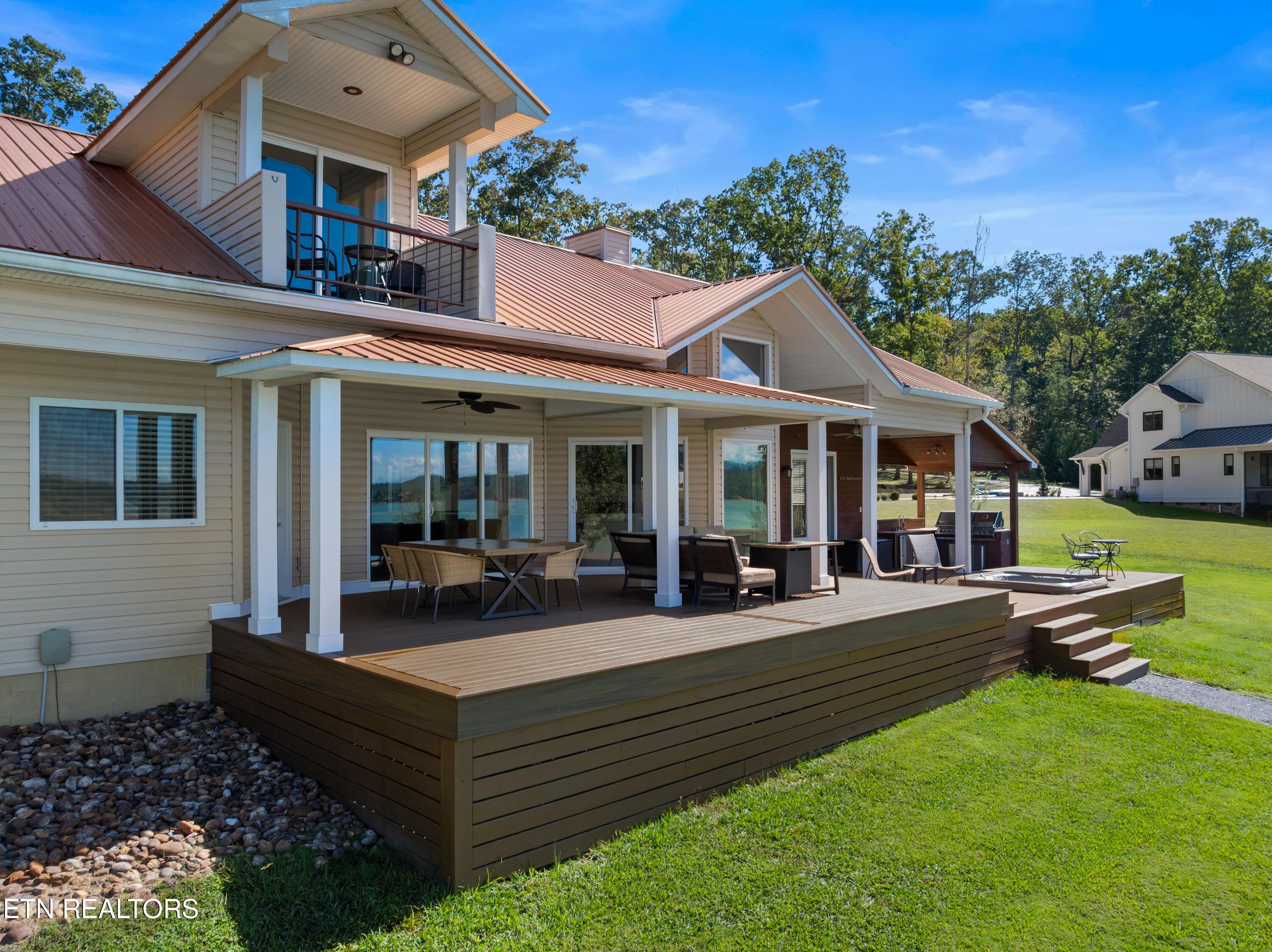 Image 4: 068-2225TedMooreRoad-Dandridge-TN-37725-