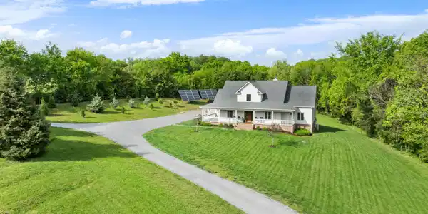 9301, 9303 Tedford Lane