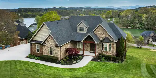 3801 Shipwatch Lane