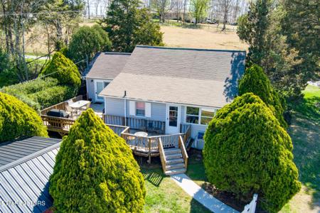 4066 Lakeshore Drive