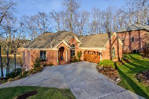 173 Saloli Way