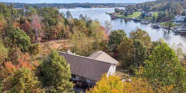 4410 Cruze Rd