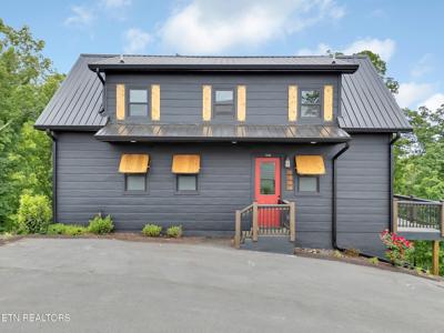 1366 Lake Haven Way