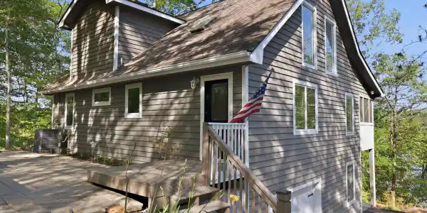 183 Ridgeview Circle