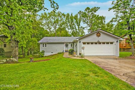 141 Lakeshire Drive