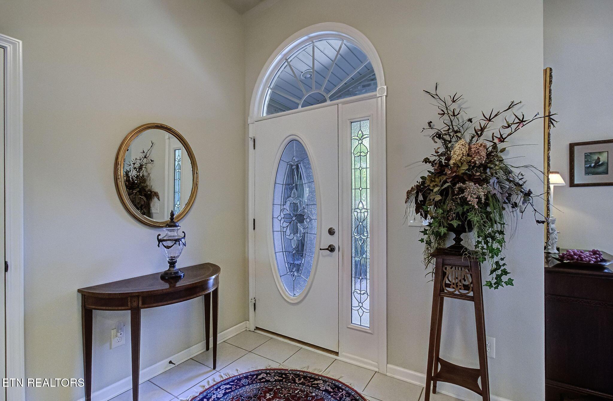 Image 4: Entry
