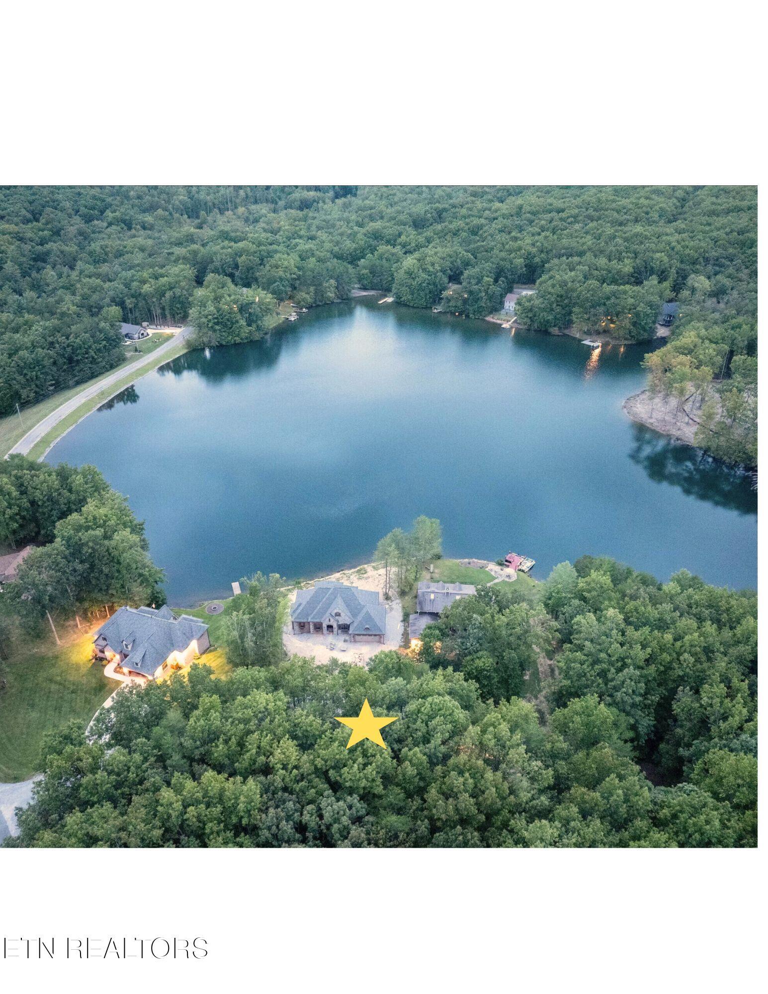 Image 2: 16 Heiskell