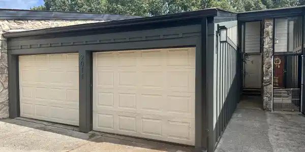 2011 Cherokee Bluff Drive