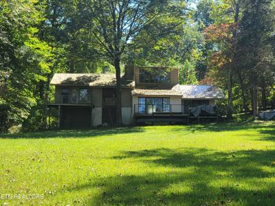 164 Lakeview Lane