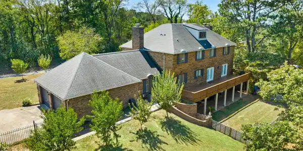 405 N Holston Drive