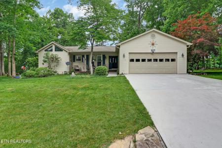 227 Lakeview Drive