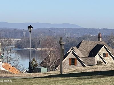 434 Castaway Lane