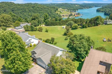 367 Mariner Point Rd