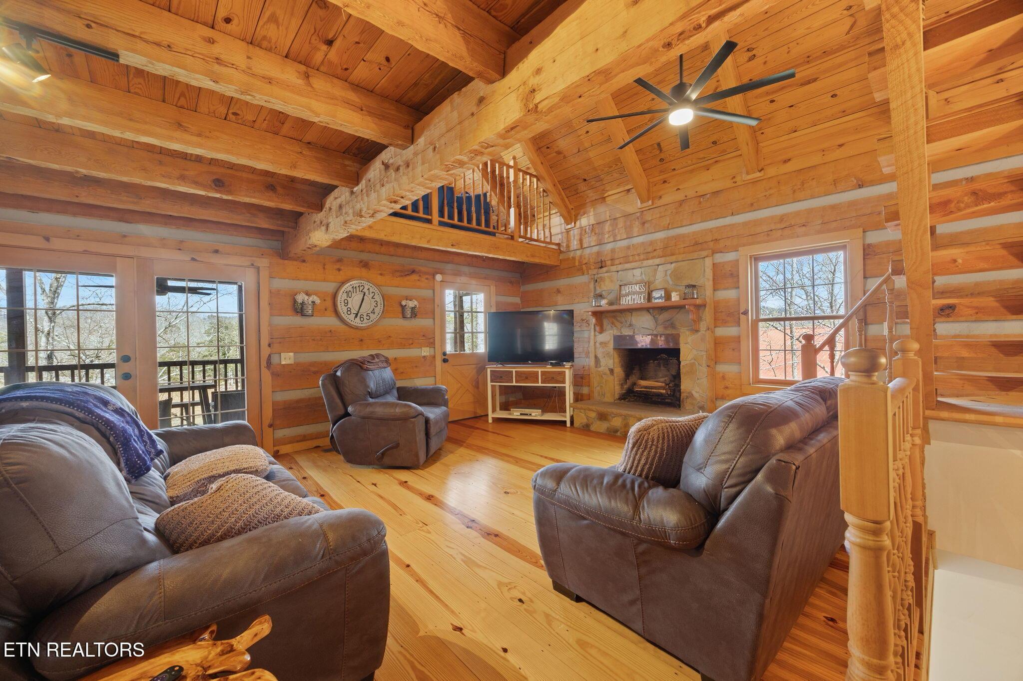 Image 3: 7-web-or-mls-009RS9_0320