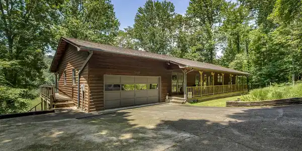 143 Bendamere Drive