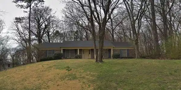 6947 Riverwood Drive