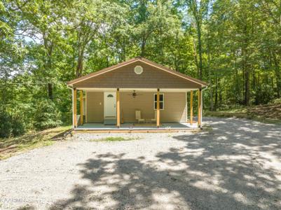 590 Riden Rd