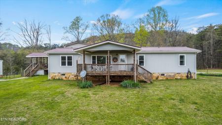 909 Reagan Valley Rd