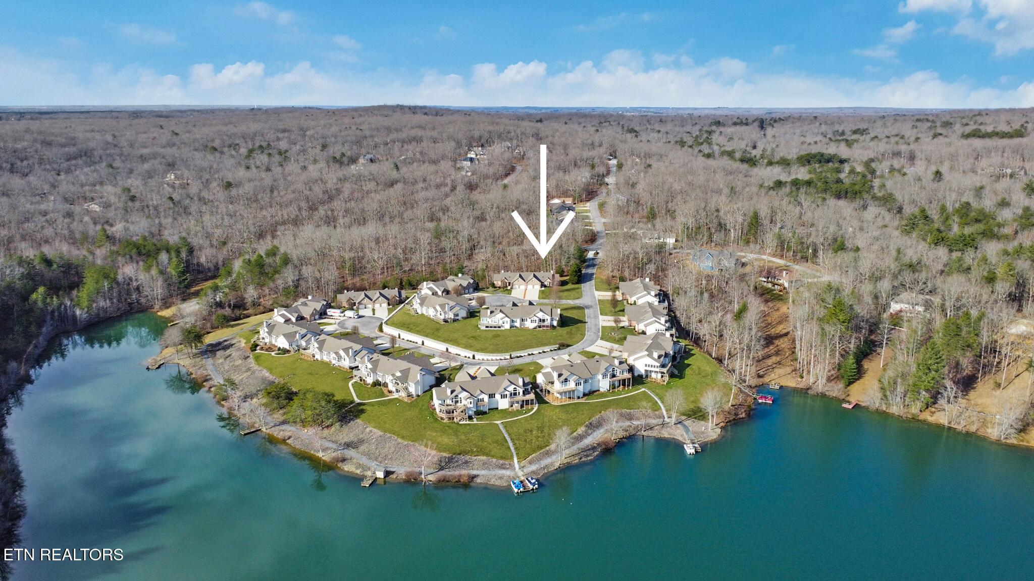Image 2: Lakefront Access Via Path