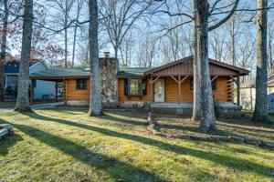 112 Camelot Lane