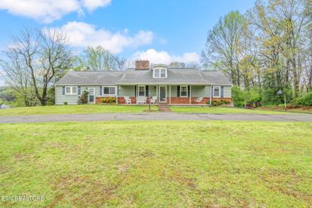 942 Patton Ferry Rd