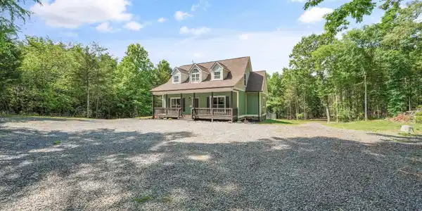 Image 4: 04-1925 Harbor Ln029