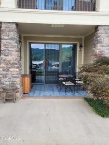 426 Waterside Circle