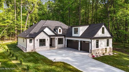 231 Oostanali Way