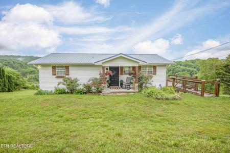 140 Walnut Circle