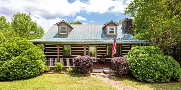 398 Pine View Rd