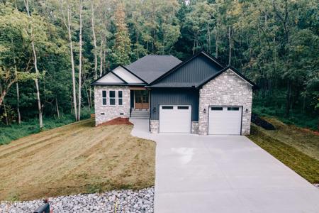 225 Oostanali Way