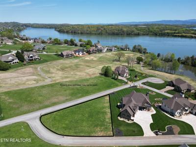101 Grey Hawk Drive