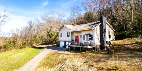 2829 Louisville Boatdock Rd