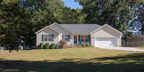 280 Sue Circle