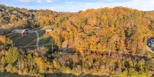 Image 4: 02-3200 Keller Bend Rd20