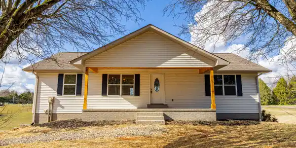 1005 Endsley Lane