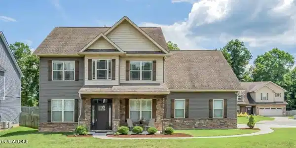 1202 Quicksilver Way