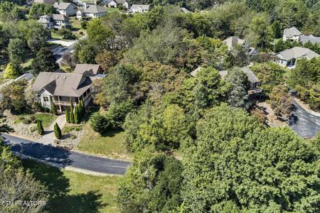 302 Konawa Pl