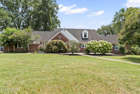 407 Eagle Bend Lane