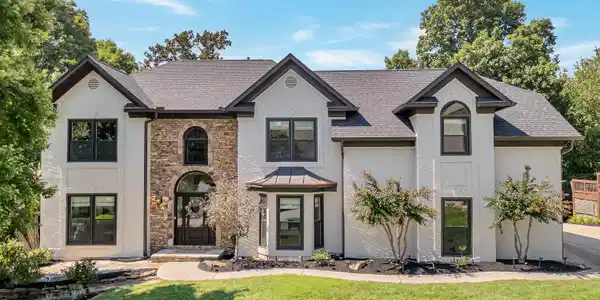 10309 Castlebridge Court