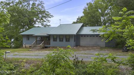 181 Hullander Lane