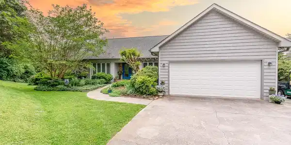 1148 Chula Vista Drive