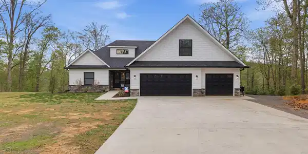 946 Parks Ferry Rd