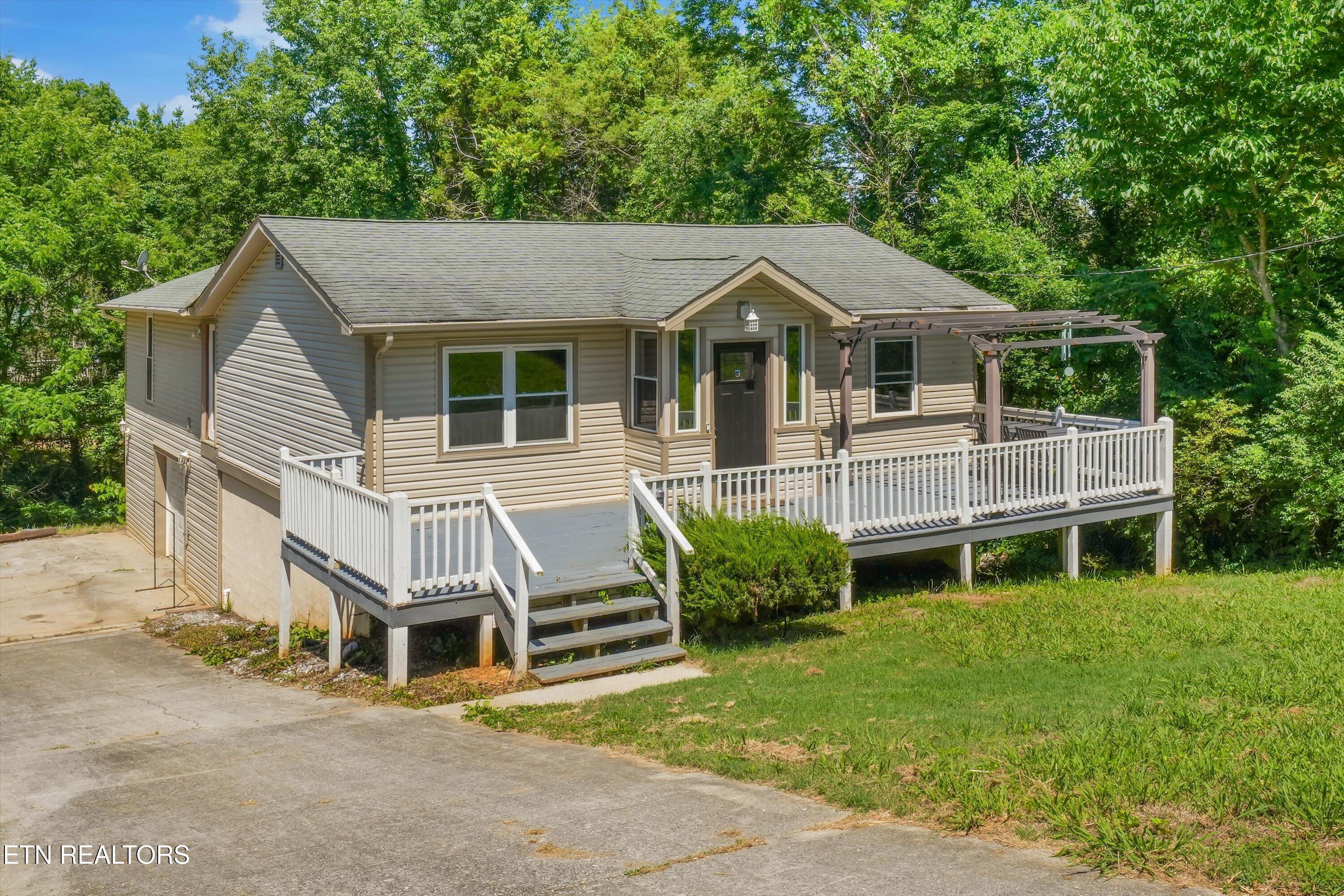 Image 2: 02-3311 Big Cove Ln 33