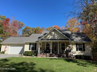 305 Bainbridge Rd