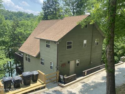 123 Flat Lake Circle