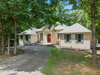 1202 Clark Lane