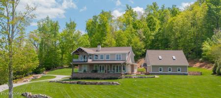 1510 Hickory Point Lane