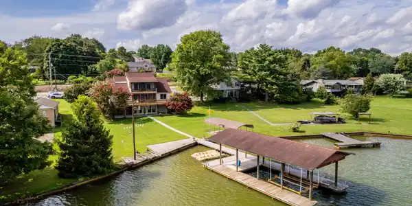 924 Fox Rd